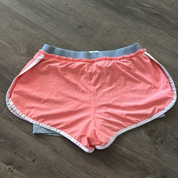 Nike running shorts - Picture 6 of 6